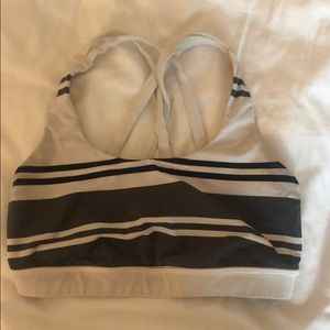 Lulu lemon Energy sportsbra! Sz 6